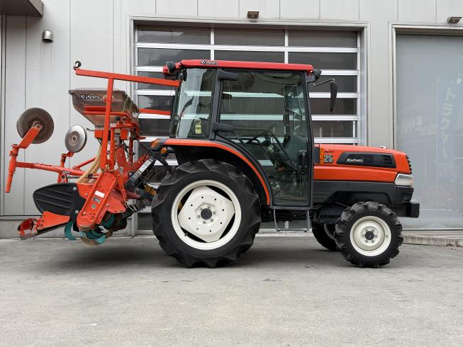 クボタ トラクター 写真