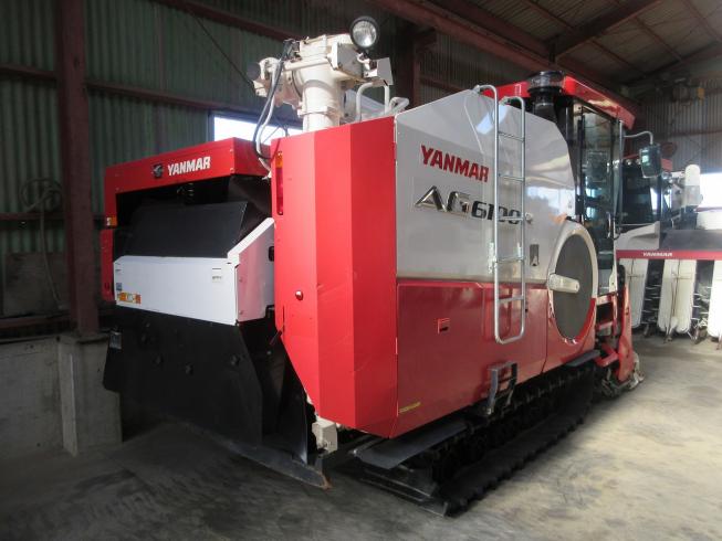 コンバイン AG6100 写真３