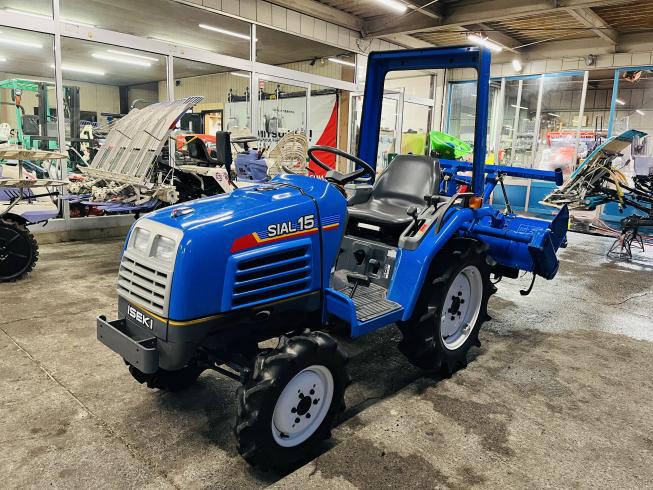 イセキ トラクター 写真