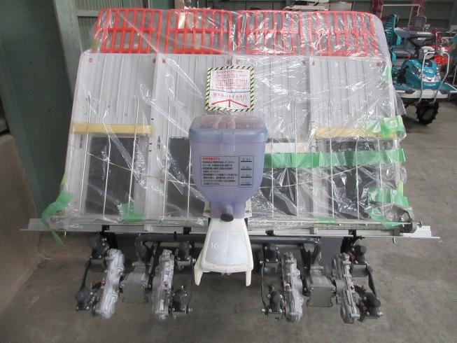 田植機 PW4R 写真７