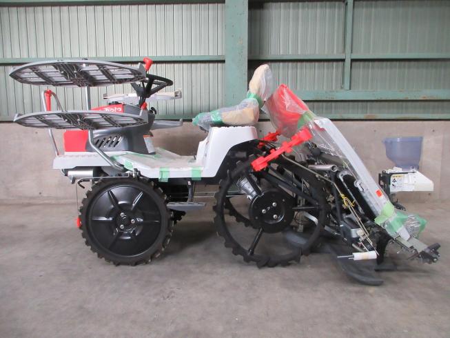 田植機 PW4R 写真６