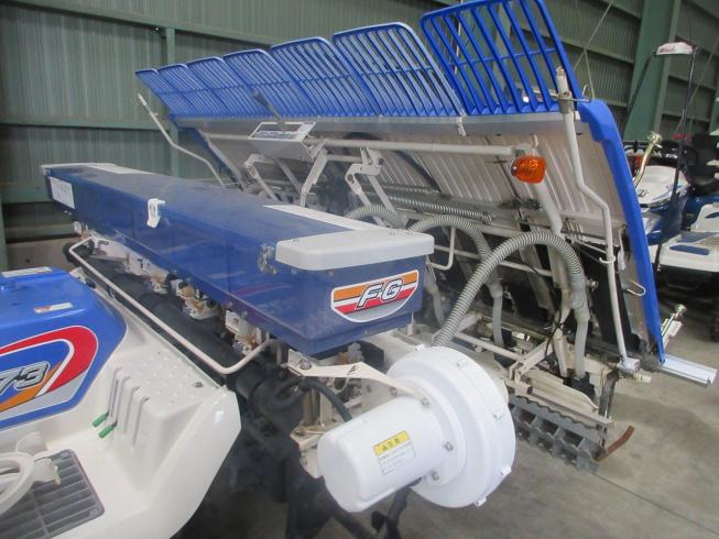 田植機 PZ73-HGRLF 写真11