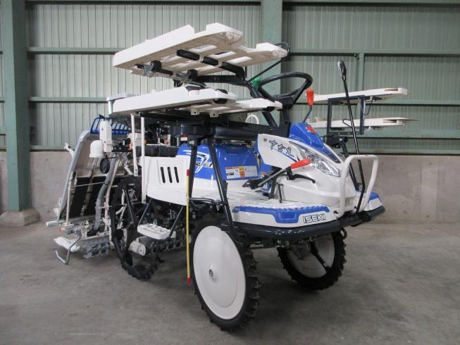 イセキ 田植機 写真