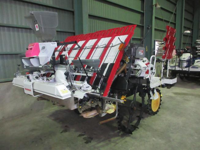 田植機 YR6DA 写真５