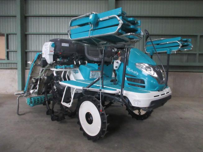 クボタ 田植機 写真