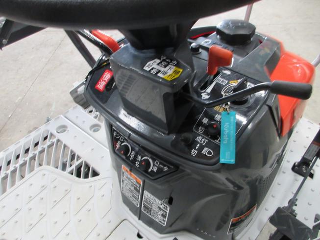 田植機  AW4-GF 写真８