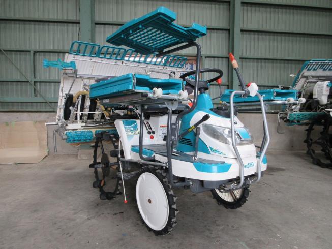 クボタ 田植機 写真