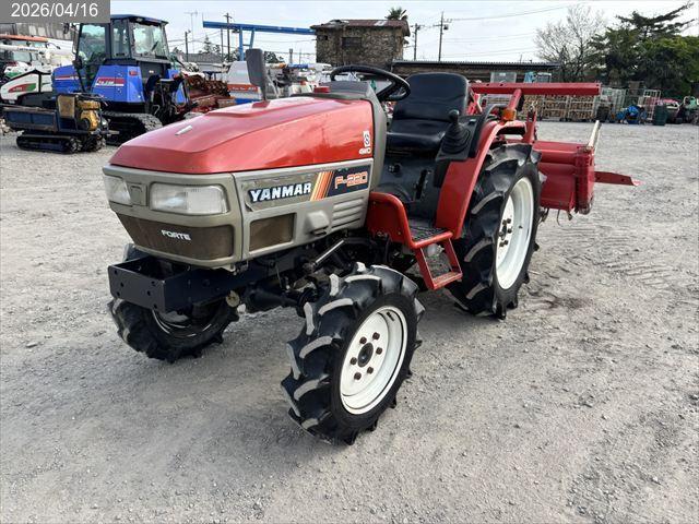 ヤンマー トラクター 写真