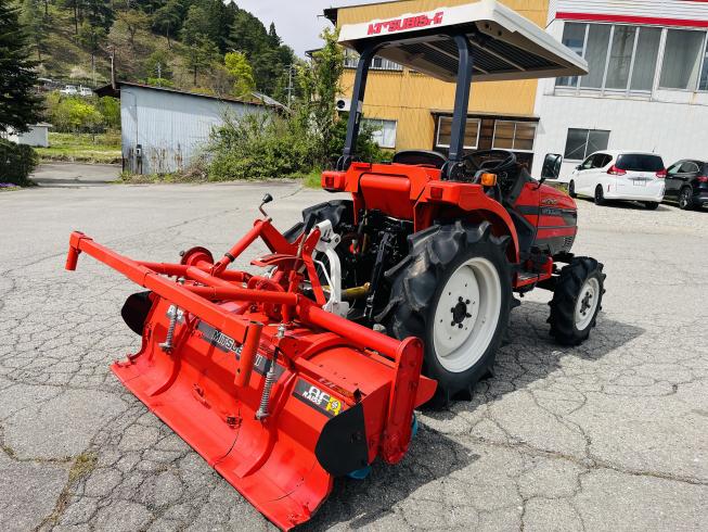 トラクター MT240 写真５