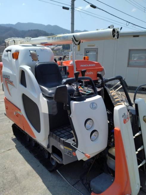 コンバイン ER320-GMW2 写真２