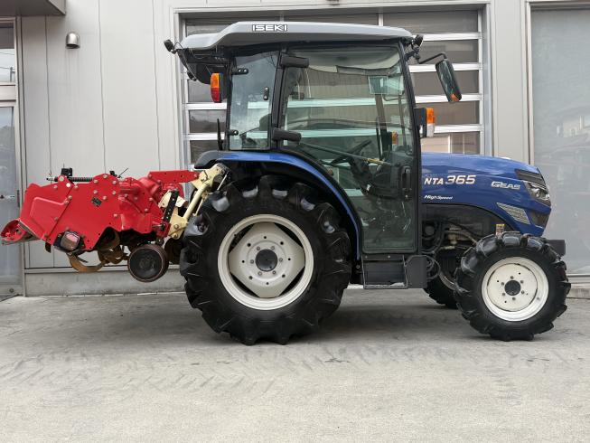 イセキ トラクター 写真