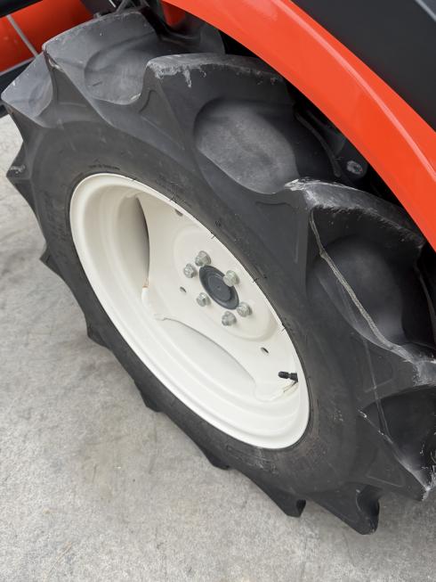 トラクター JB17XLBSMAGRF1　アワー157HR！！ 写真５