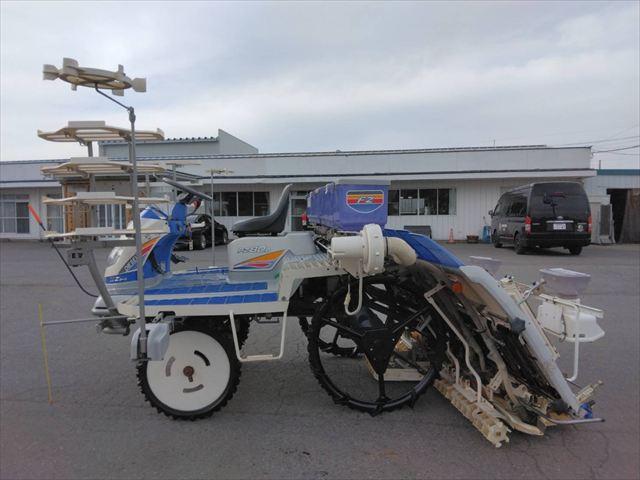 田植機 PZ80HD 写真２
