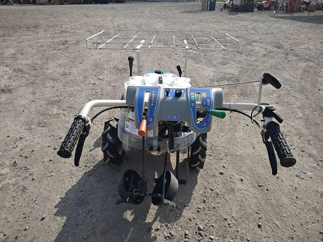野菜移植機 KP1E 写真３