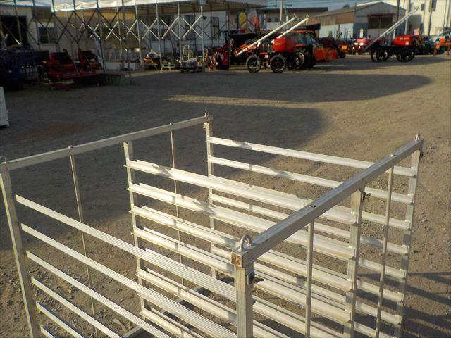 アルミ苗置き台 不明 写真６