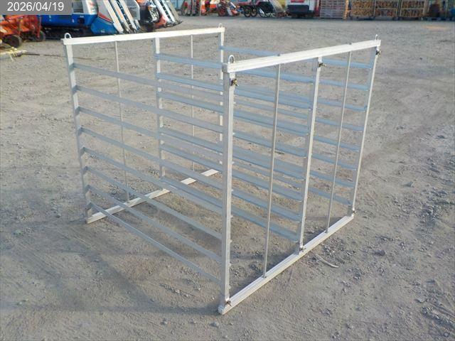  アルミ苗置き台 写真