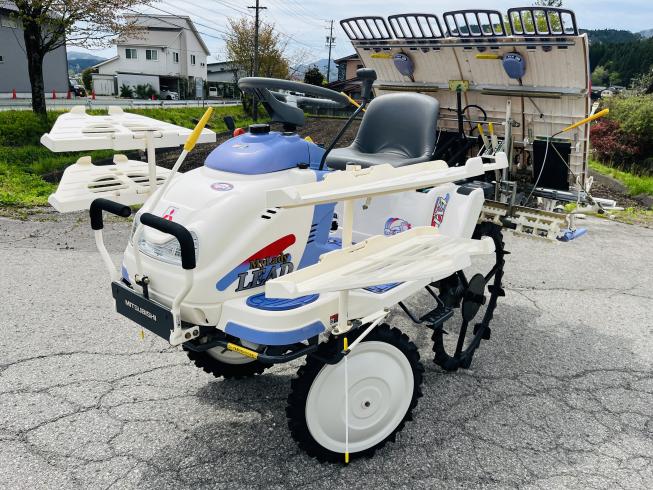 三菱 田植機 写真