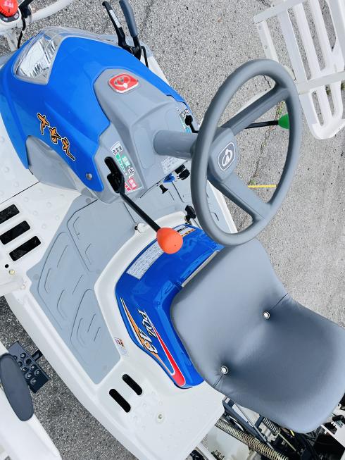 田植機 PQZ43-VULH 写真９