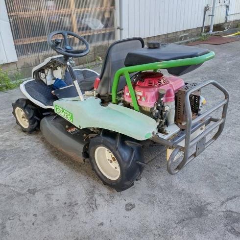 乗用草刈機 RM83G 写真８