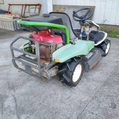乗用草刈機 RM83G 写真９