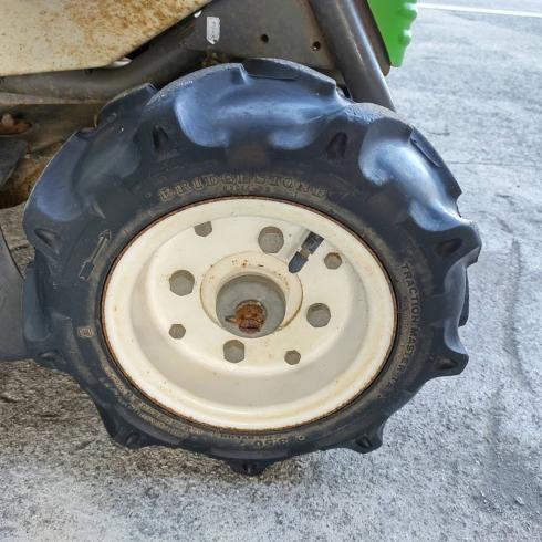 乗用草刈機 RM83G 写真６