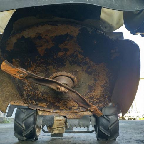 乗用草刈機 RM83G 写真10