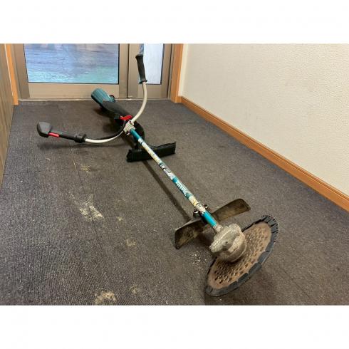 マキタ 草刈機 写真
