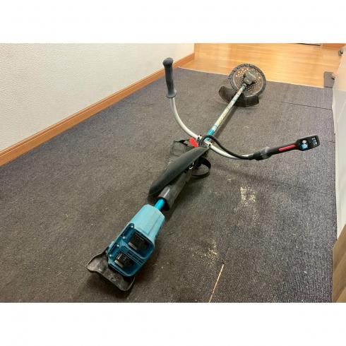 草刈機 MUR368UD 写真４