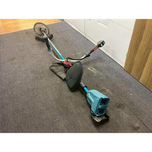 草刈機 MUR368UD 写真３