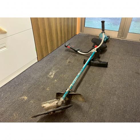 草刈機 MUR368UD 写真２