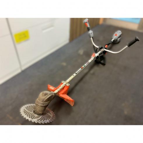 コーシン 草刈機 写真