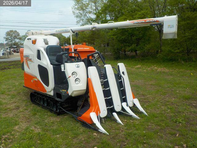 クボタ コンバイン 写真