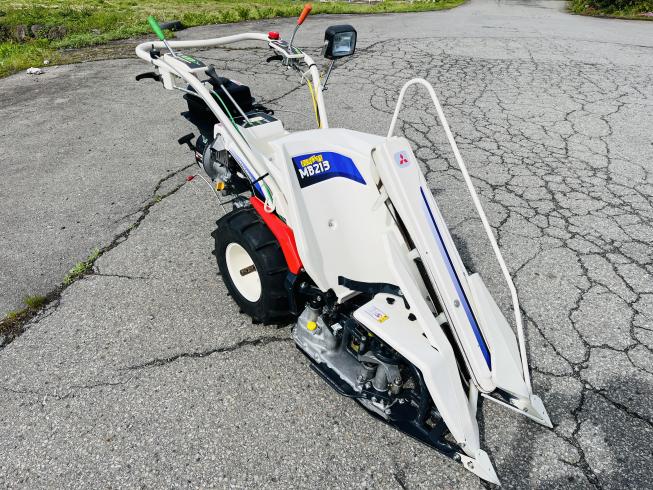 三菱 バインダー 写真