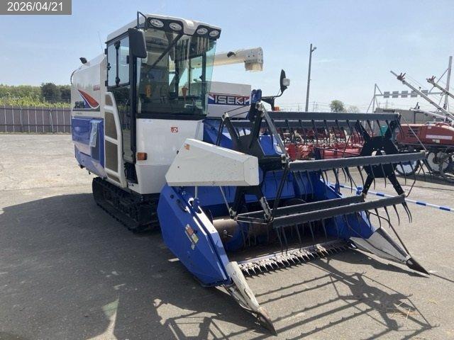 イセキ コンバイン 写真