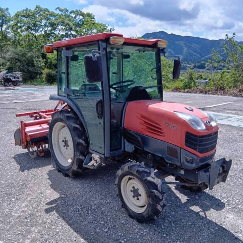 トラクター KT235 写真２