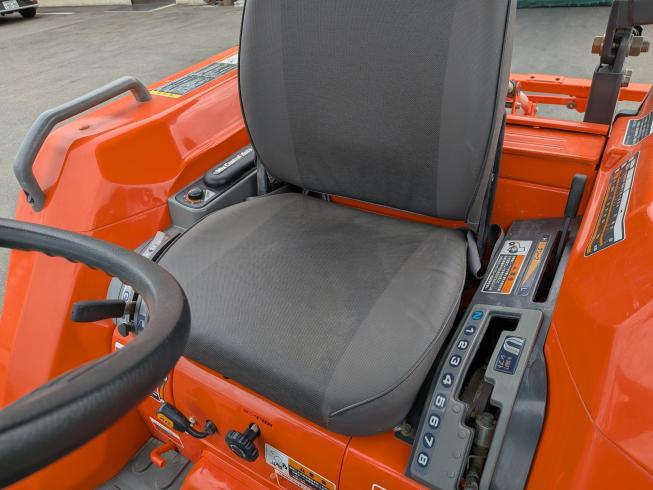 トラクター GL261 写真４