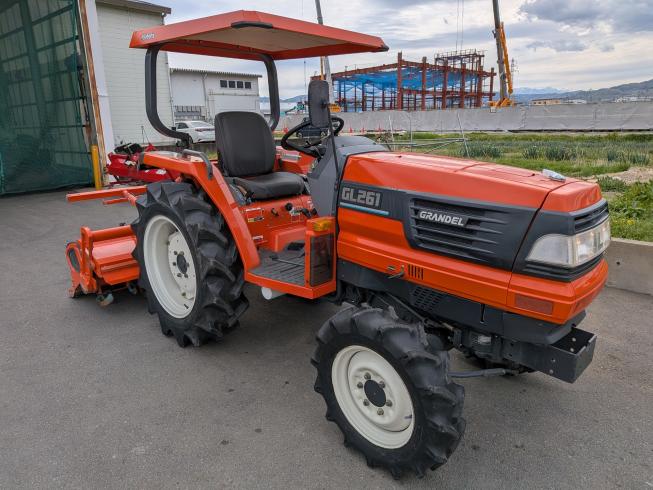 クボタ トラクター 写真