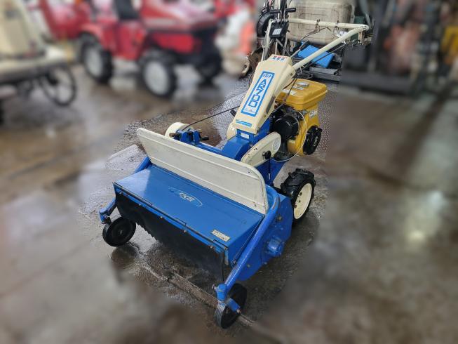 イセキ ハンマーナイフローター 写真