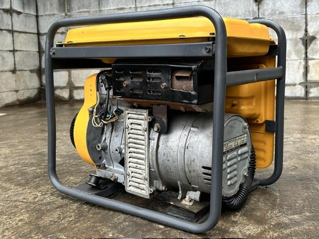 発電機 SGV2600 写真７