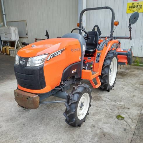 クボタ トラクター 写真
