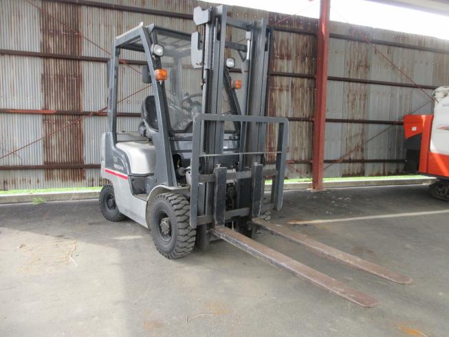 日産 フォークリフト 写真