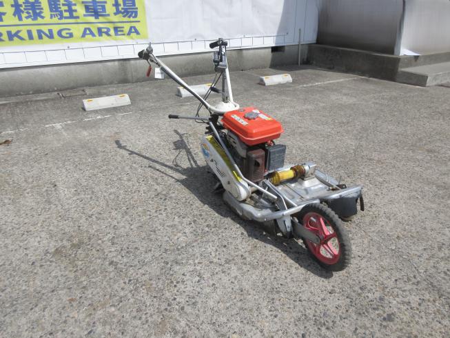 クボタ ウイングモア 写真