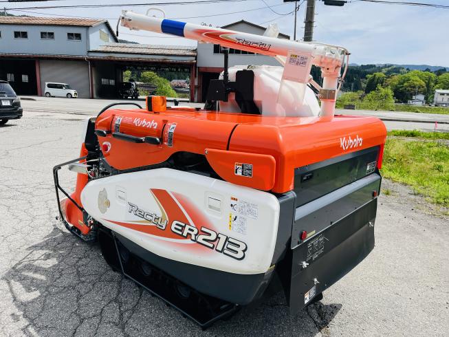 コンバイン ER213SPW 写真４