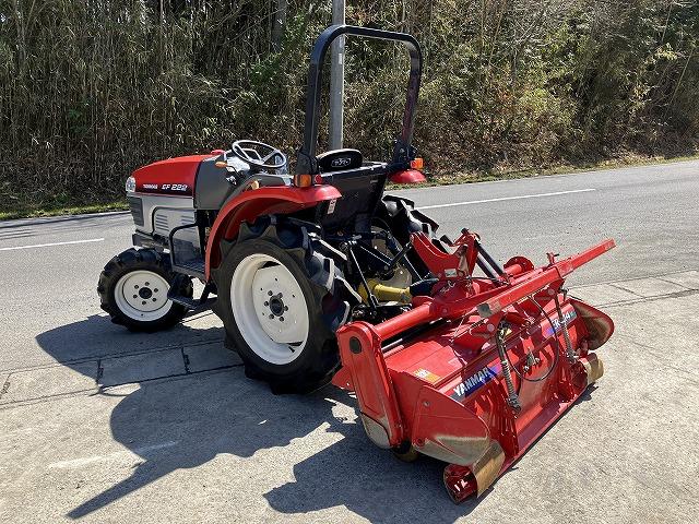 トラクター EF222 写真２