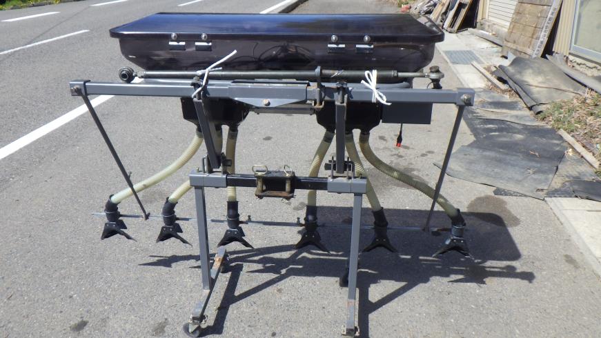 施肥機 V－07 写真２