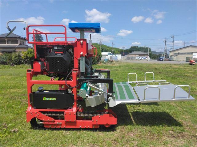 乗用型摘採機 TFC-8 写真２