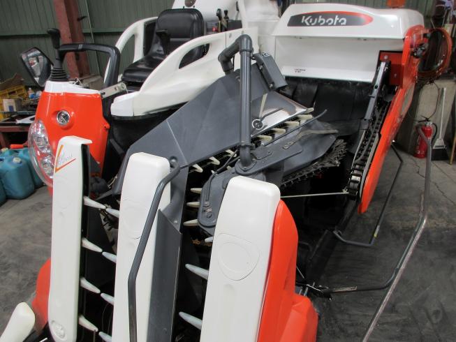 コンバイン ARN323-GDXW 写真５