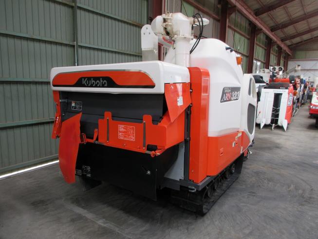 コンバイン ARN323-GDXW 写真３