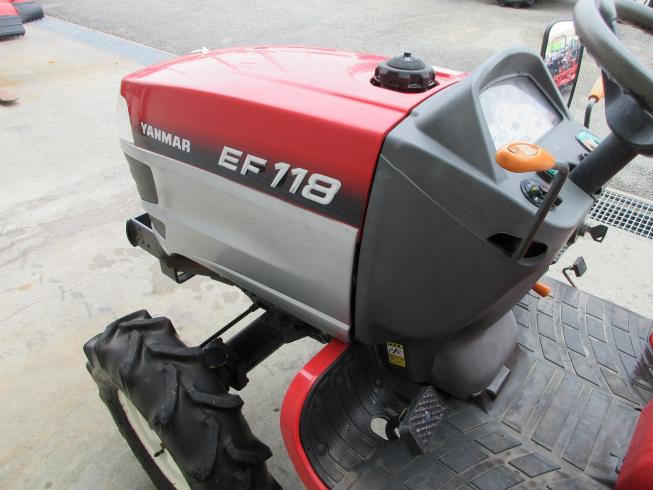 トラクター EF118 写真５
