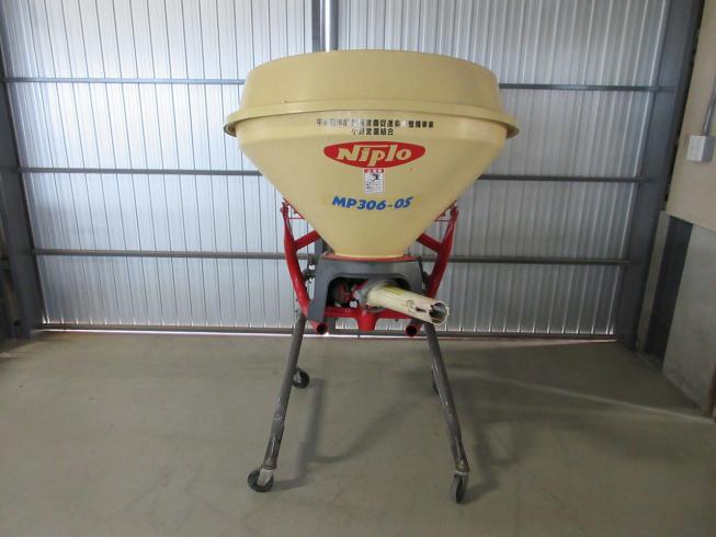 ニプロ ブロードキャスター 写真